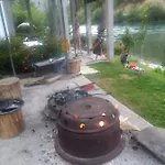 Prenociste Na Drini