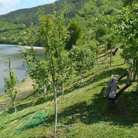 Prenociste Na Drini