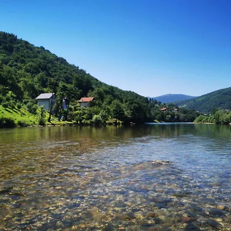 Prenociste Na Drini