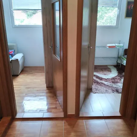 Prenociste Na Drini * Foca