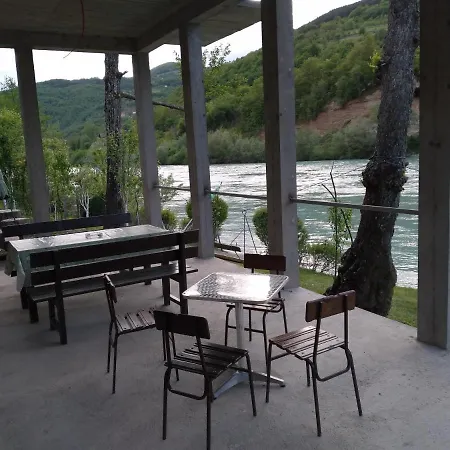 Prenociste Na Drini Bed & Breakfast Foca