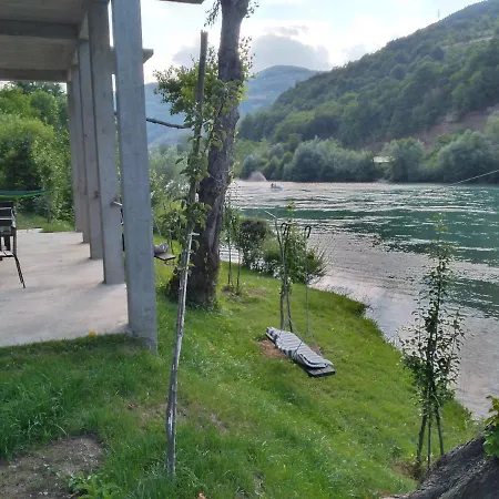 Prenociste Na Drini