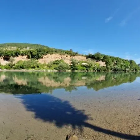 Prenociste Na Drini