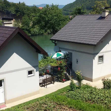 Prenociste Na Drini Foca