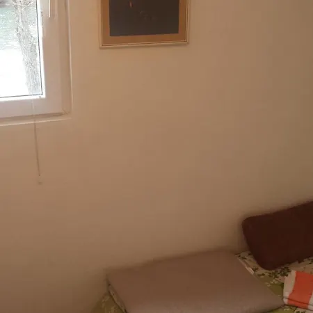 Prenociste Na Drini *