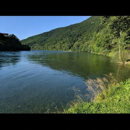 Prenociste Na Drini *