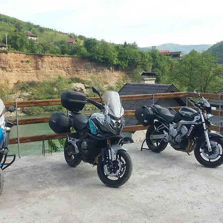 Prenociste Na Drini krevet i doručak Foca